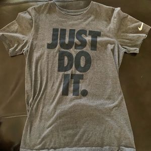 Nike T-shirt